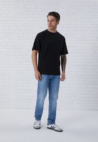 Pier One - T-shirt basic