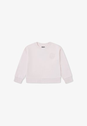 Sudadera de cuello redondo de color rosa claro con mangas largas y puños acanalados, con un pequeño logo en relieve en el pecho izquierdo.