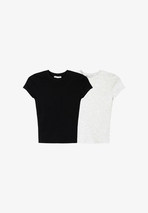 Twee T-shirts met korte mouwen in zwart en lichtgrijs. Het zwarte shirt heeft een effen ontwerp, terwijl het grijze een subtiele melange structuur heeft.
