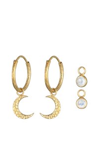 Guld hoop øreringe med strukturerede halvmåne charms og to matchende månesten pendanter. Har en blank finish og rund form.