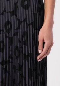 Marimekko MYY UNIKKO SKIRT - Fustă în formă de A - grey