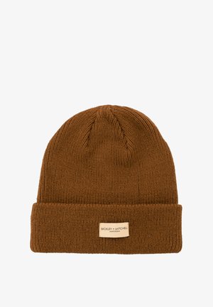 Bruine gebreide beanie met een omgeslagen rand, geribbelde textuur en een lichtgekleurde label met "BICKLEY + MITCHELL" branding.