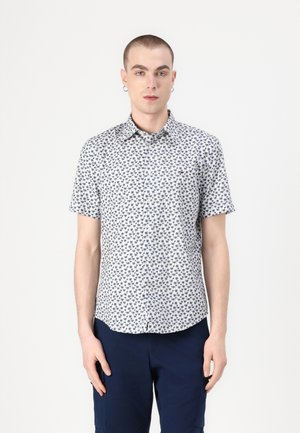Cămașă cu mânecă scurtă, tip button-up, cu un fundal alb și un model floral albastru. Fabricată din material ușor, cu o croială normală.