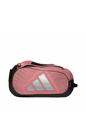 Borsa sportiva a sacco rosa e nera con un grande logo geometrico argentato sul lato e tracolla regolabile.