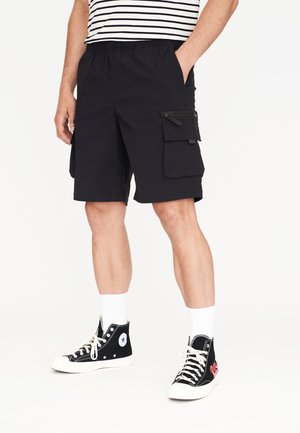 MARC  - Shortsit - black