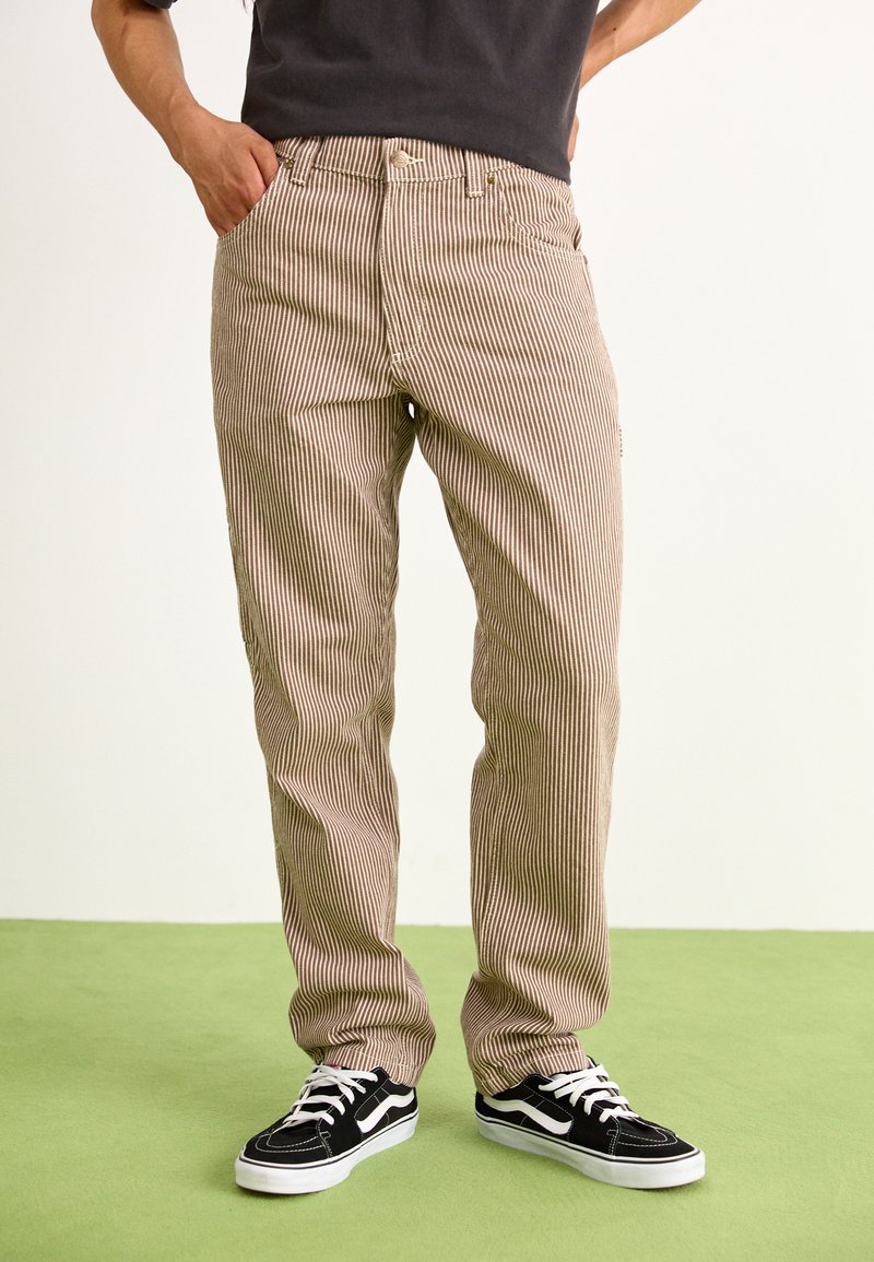 Dickies GARYVILLE HICKORY - Jeans carpenter - mushroom