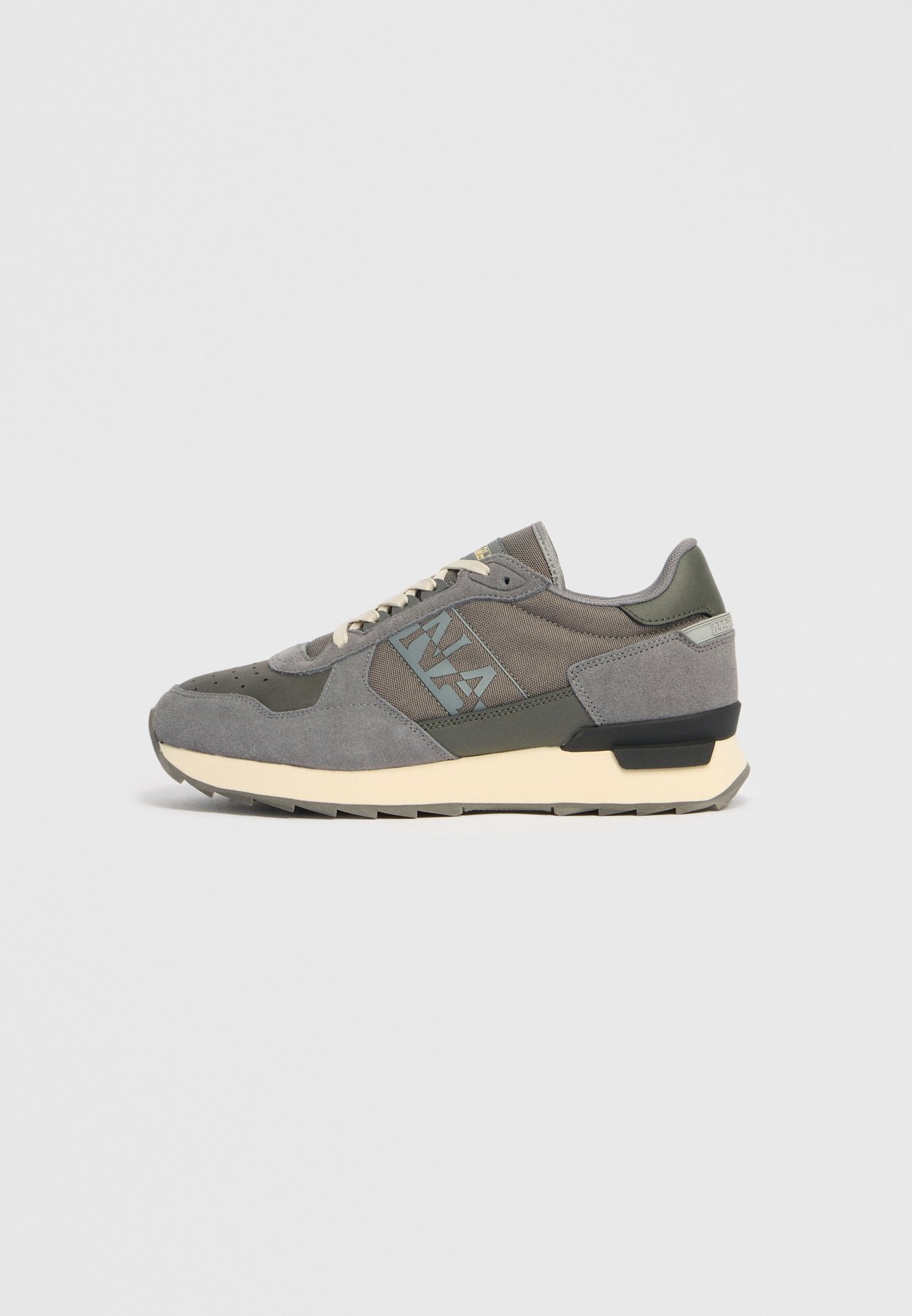 Sneaker low