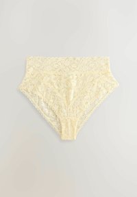 Thumbnail Image 10