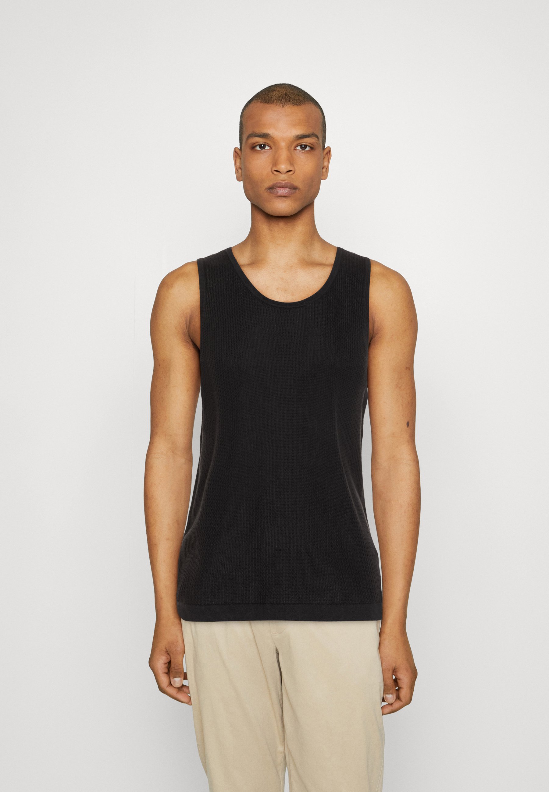 abercrombie tank