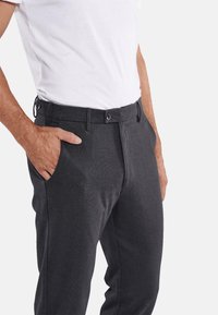 ENGBERS GERMANY Chino - dunkelgrau