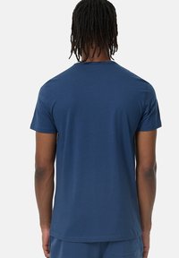 Lonsdale NORMALE PASSFORM INVERBROOM - T-shirt z nadrukiem