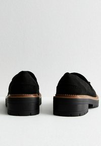New Look CHUNKY TASSEL LOAFERS - Pantuflas - black