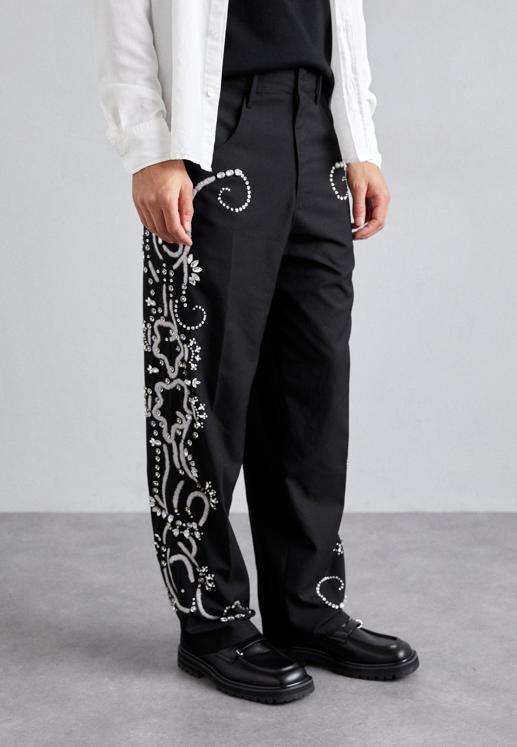 BLUEMARBLE 25ss BLACK TRIPLE CARGO PANT FW25 Bottoms – BLUEMARBLE