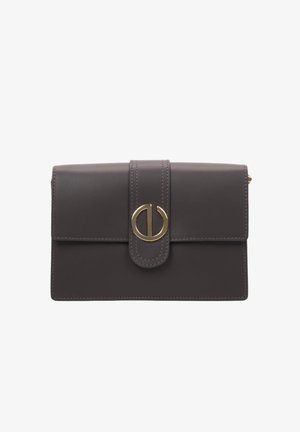 ESTRO WŁOSKIEJ ciemnobrązowy