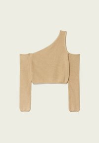 Beige gebreide trui met één lange mouw en één schouderuitsparing. Strak aansluitend cropped ontwerp met een zachte textuur.