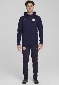 Puma - FC BULL SALZBURG CASUALS - Sporto klubų atributika - navy red Miniatiūros vaizdas 1