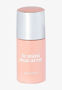 Smalto gel rosa in una bottiglia di vetro cilindrica con un tappo argento. Presenta un testo di branding in bianco sulla parte anteriore. Texture liscia.