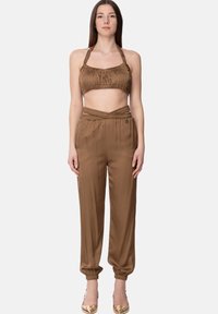 GAeLLE Pantaloni - marrone