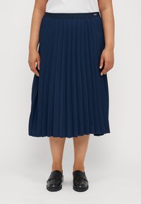 Tommy Hilfiger Curve FLUID PLEATED MIDI SKIRT - Plisséskjørt - dark night navy