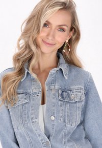 IZIA Denimová bunda - ice blue