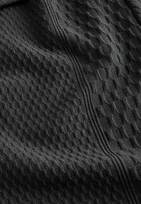 Thumbnail Image 3