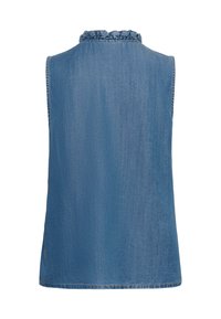 Modra brezrokavna denim majica z nabrano ovratnico, prikazana od zadaj na belem ozadju.