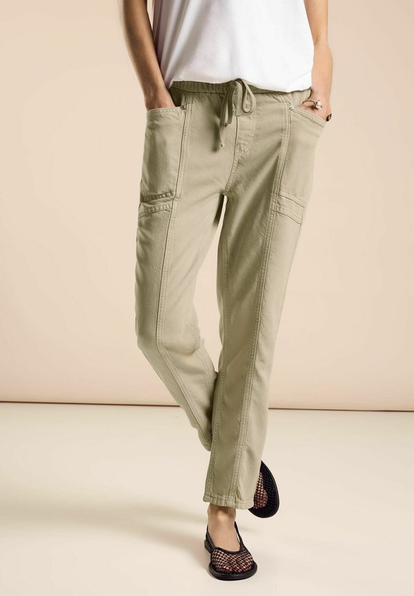 BEQUEME - Jeans Straight Leg - beige