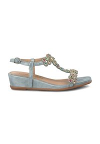 Sandale à talon compensé bleu clair avec un design à bride T, agrémentée de bijoux multicolores sur le devant. Fini métallique texturé sur la bride.