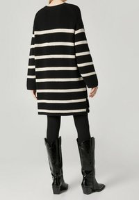 Guido Maria Kretschmer Collection Stickad tröja - black