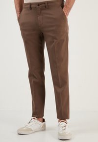 Buratti REGULAR FIT - Nohavice - mink