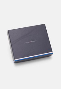 Tommy Hilfiger CASUAL BIFOLD - Maks - black