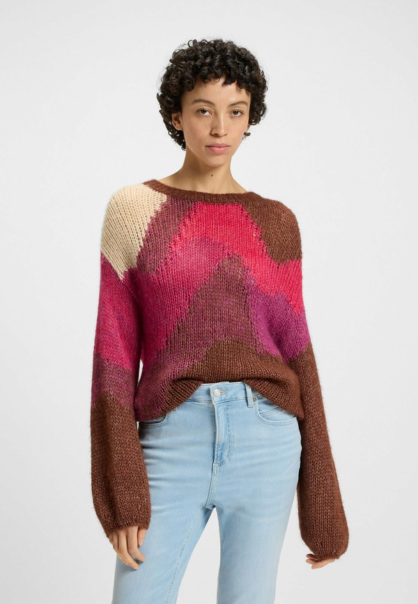 Jumper - patterned twelve