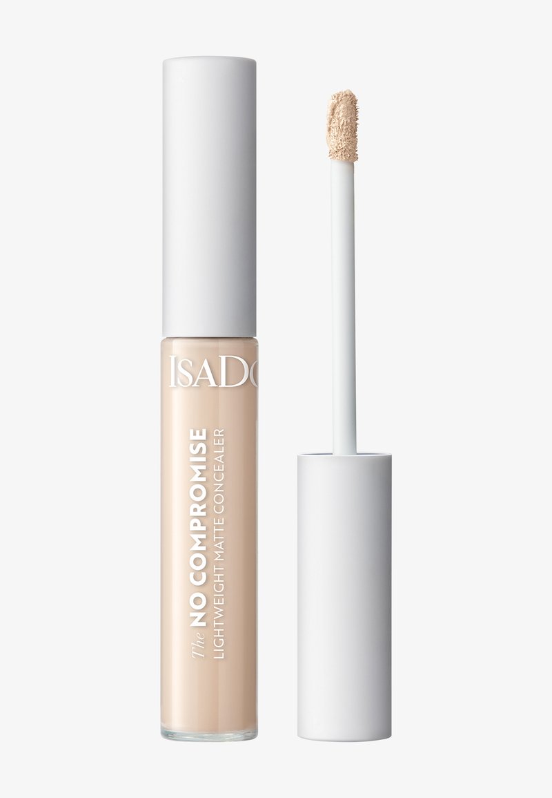 Leichter matter Concealer in einer durchsichtigen Tube mit einem beigen Farbton. Der weiße Deckel hat einen spitz zulaufenden Applikator für präzises Auftragen.