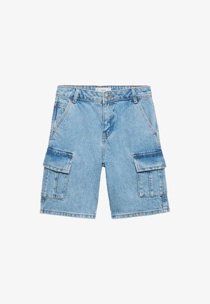 Lyseblå denimcargo-shorts med to store sidelommer, en almindelig talje med knaplukning og syningsdetaljer.