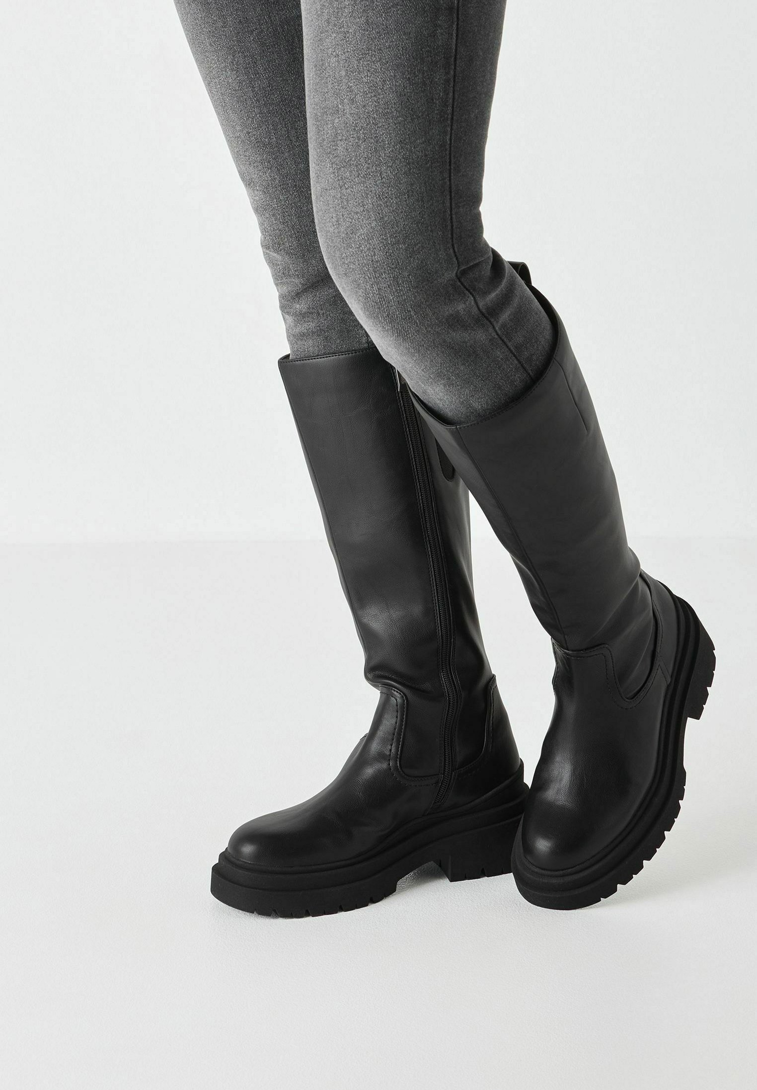 Tamaris Plateaustiefel black/schwarz Zalando