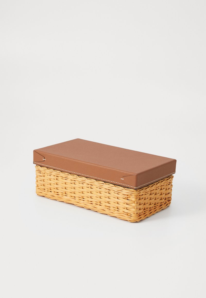 Woven rectangular basket with a brown, smooth lid. The base features a natural texture, while the lid has white stitching along the edges.
