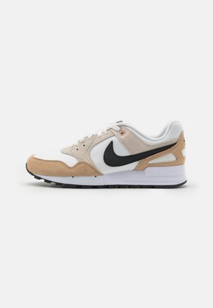 Baskets basses - white