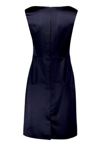 Robe noire sans manches longueur genou avec dos droit et fermeture éclair visible à l'arrière.