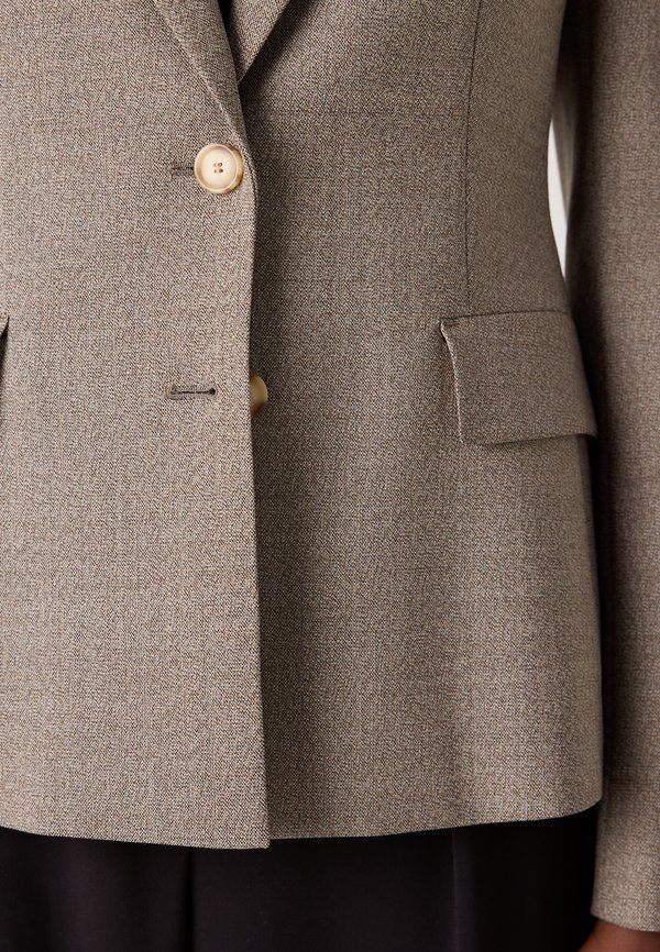 JIA - Blazer - open miscellaneous2