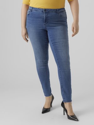 VMFANYA - Slim fit jeans - medium blue denim