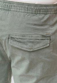 Non sélectionné, abyss