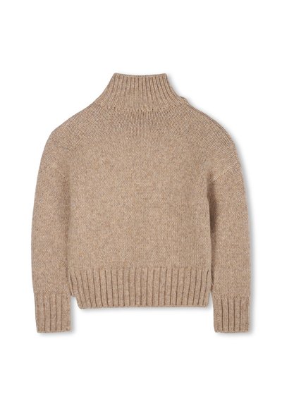 Pull en maille beige avec un col montant, des poignets et un ourlet côtelés, présentant une finition texturée et une coupe décontractée. Vue de dos montrée.