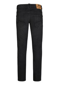 Czarne dżinsy wykonane z denimu, z prostą nogawką, pięcioma kieszeniami i brązową skórzaną łatą przy pasku. Matowe wykończenie.