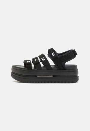ICON CLASSIC - Sandly na platform - black/white