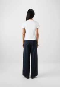 Diesel T-UNCUTIE-LONG-OD - Navadna majica - 100