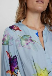 Nümph NURITA NEW  - Rochie de zi - blue fog