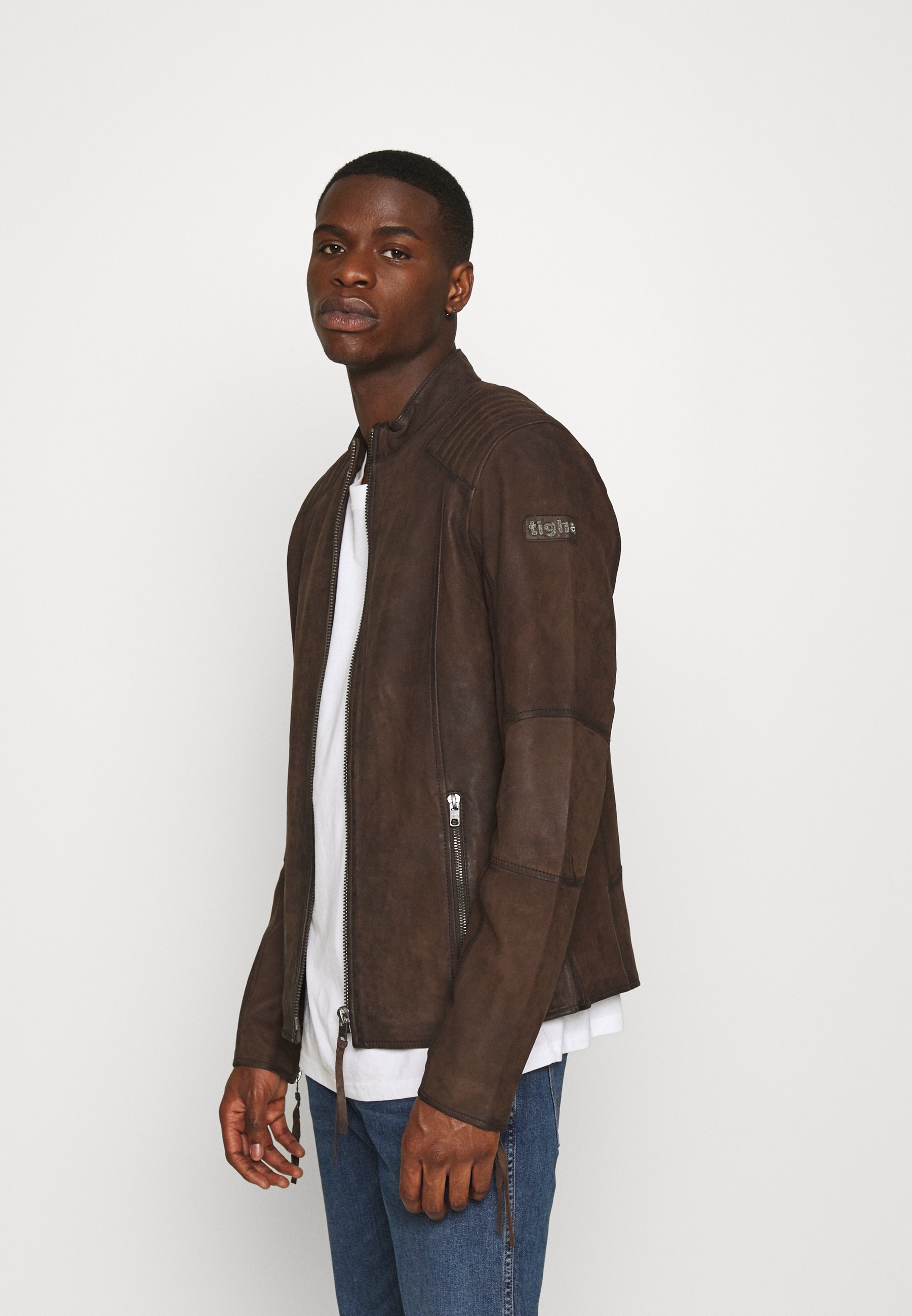 Tigha Tomas Buffed Leather Jacket Brown Zalando Co Uk