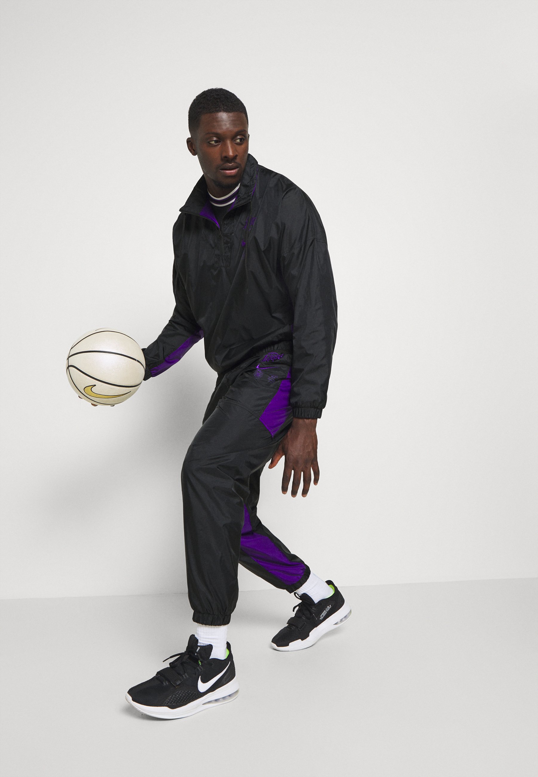 lakers tracksuit