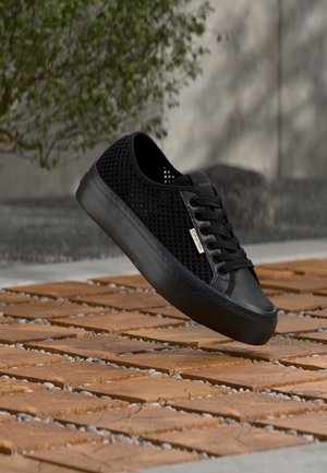 LACE UP - Sneakers - triple black