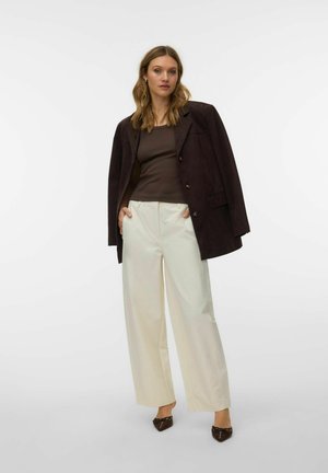 Vero Moda ANZUGHOSE VMSOFIA MITTLERE TAILLE HOSE - Pantalon classique - birch
